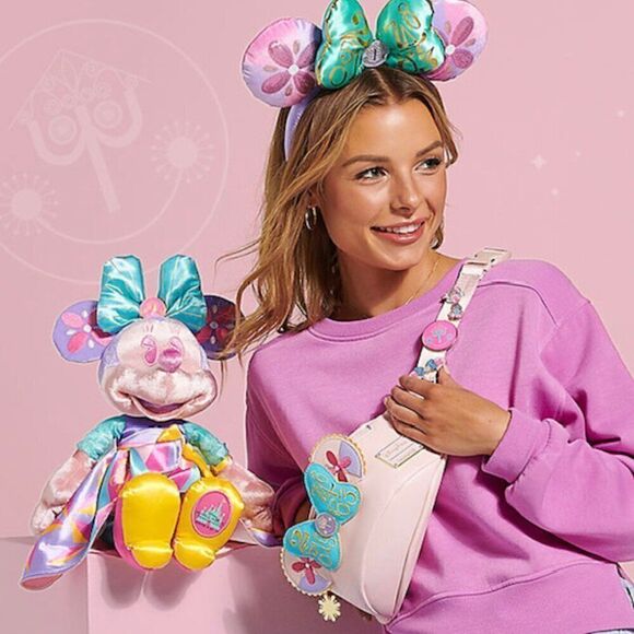 Disney MMMA April Release It’s a Small World Ears Headband - Picture 2 of 4